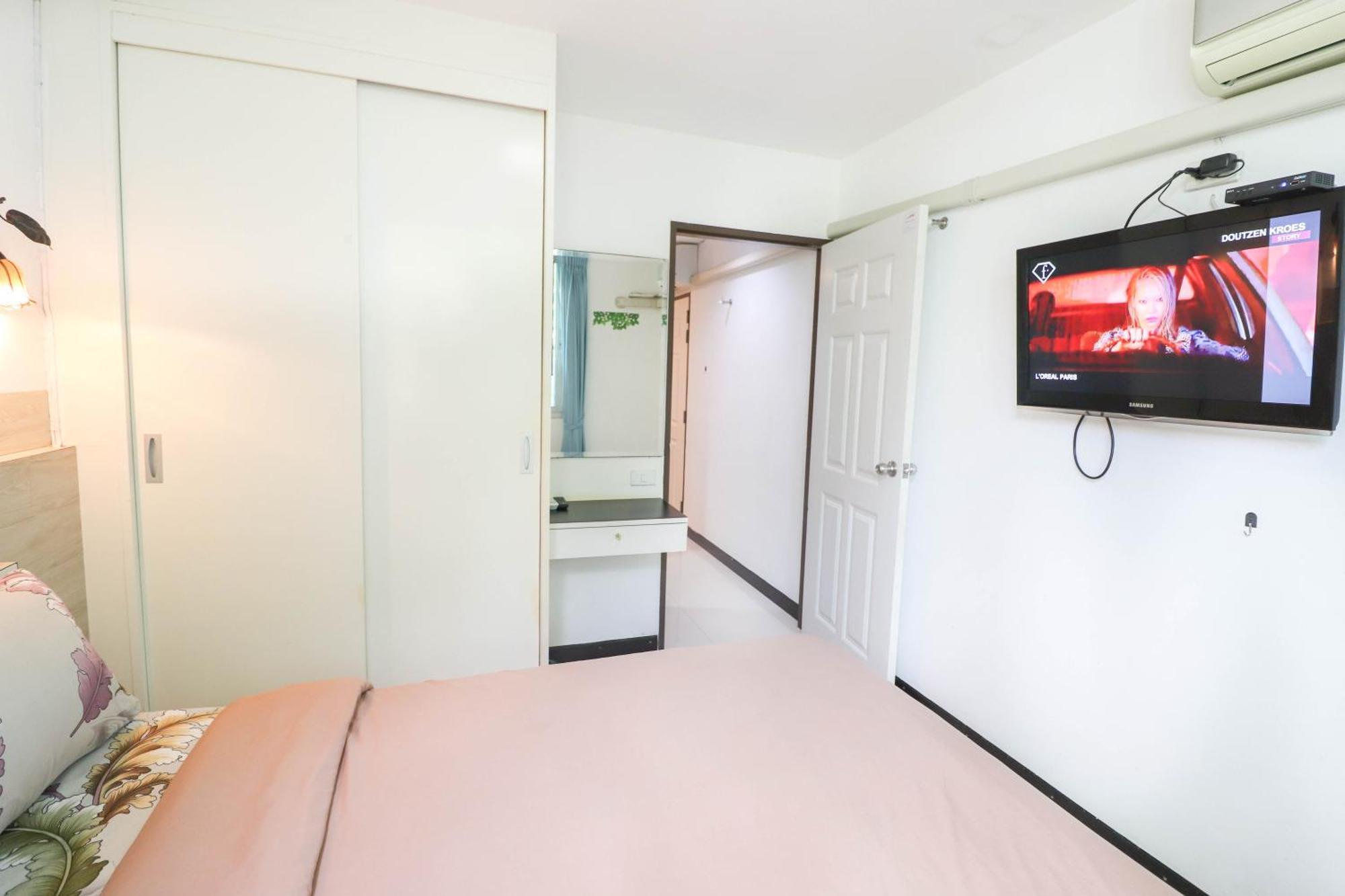 Baan Sabai Rama IV Apartment Bangkok Extérieur photo