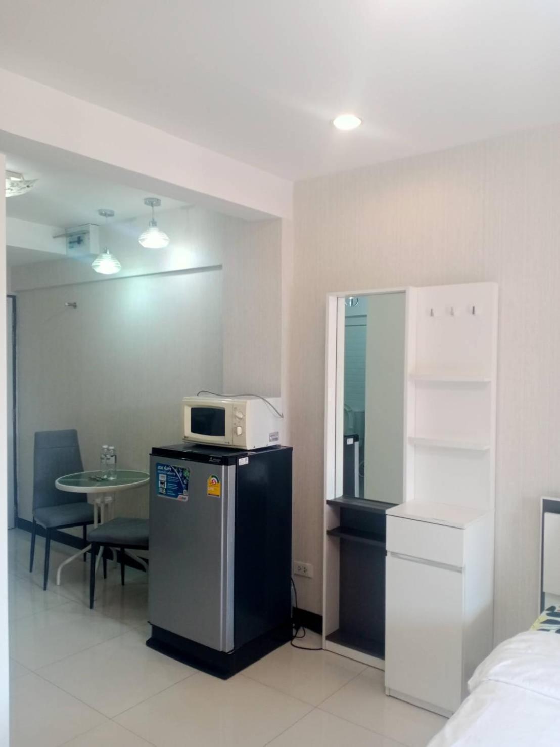 Baan Sabai Rama IV Apartment Bangkok Extérieur photo