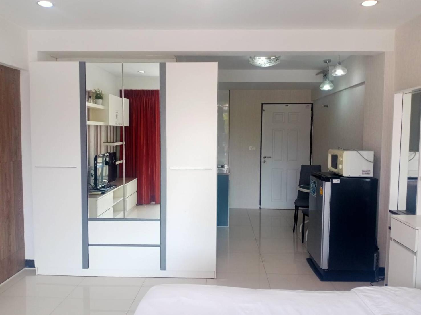 Baan Sabai Rama IV Apartment Bangkok Extérieur photo