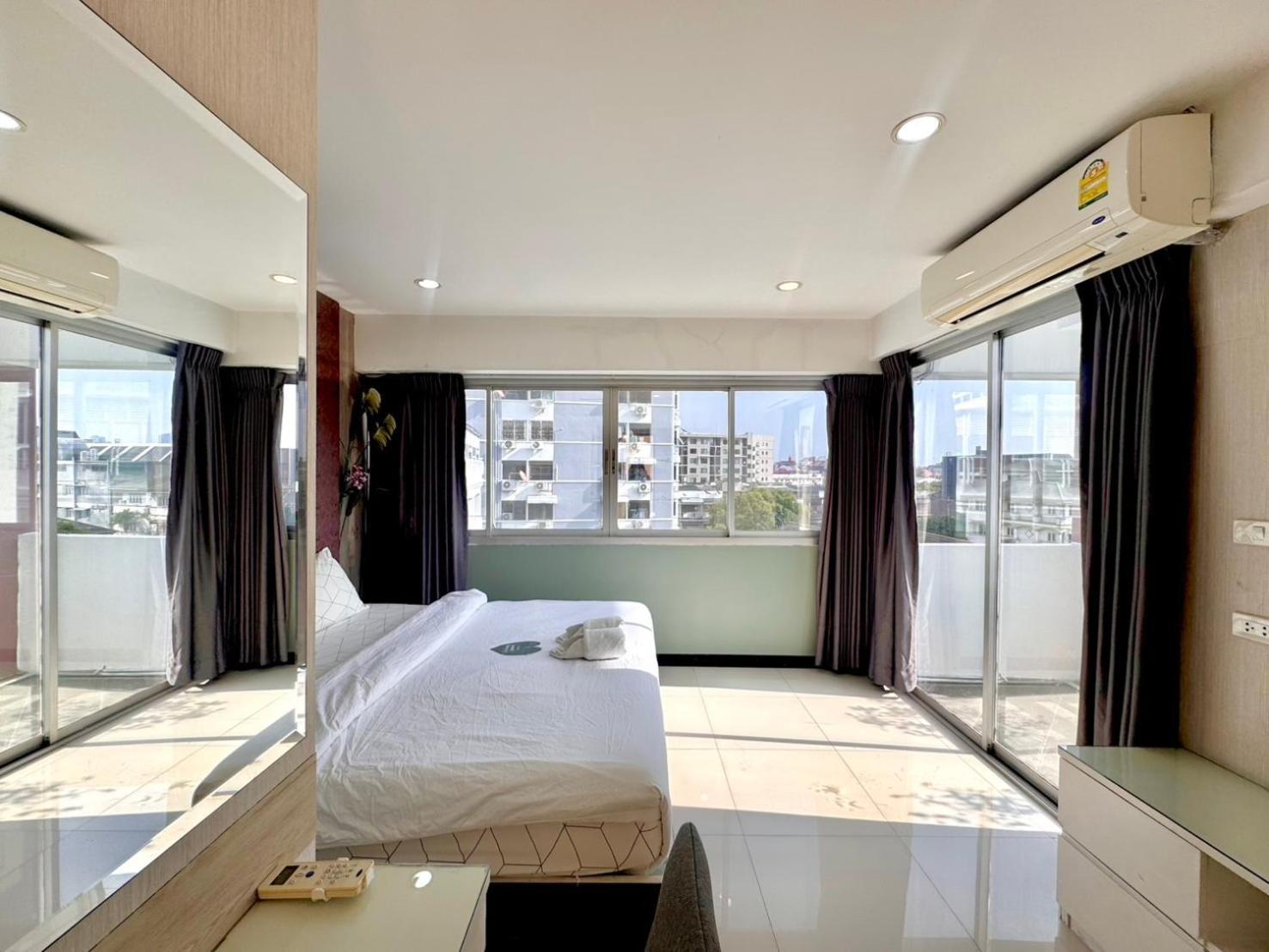 Baan Sabai Rama IV Apartment Bangkok Extérieur photo